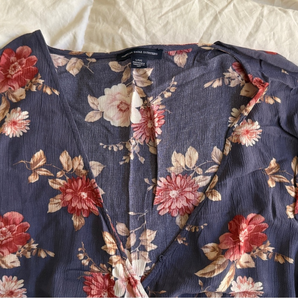 American Eagle Outfitters Floral Faux Wrap Blouse Large